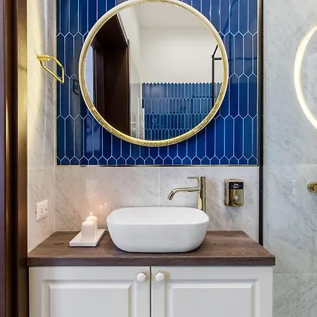 Holt Old Town Luxury بيت ريفي