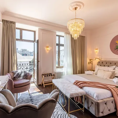 Old Town Luxury Herberg Boekarest