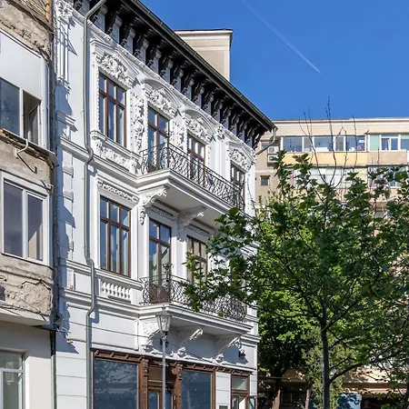 Herberg Old Town Luxury 2*