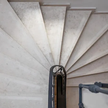 イン Old Town Luxury 2*