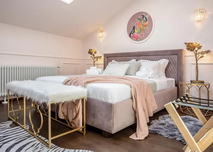 Old Town Luxury Βουκουρέστι