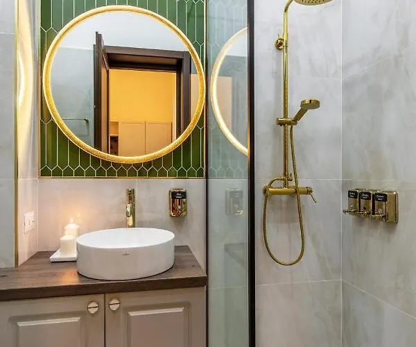 Old Town Luxury Мініготель Бухарест