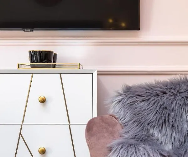 Old Town Luxury Мініготель Бухарест