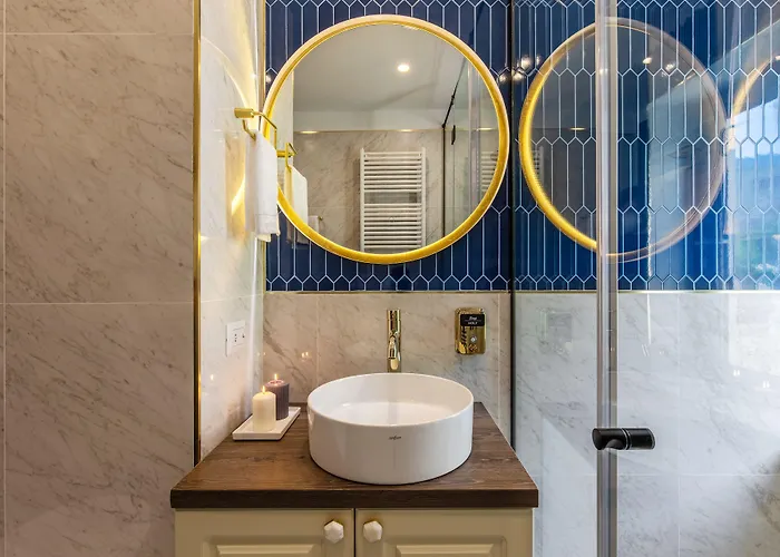 Old Town Luxury Πανδοχείο 2*