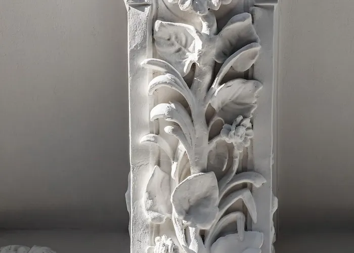 Old Town Luxury Бухарест