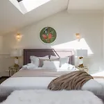 Old Town Luxury Han