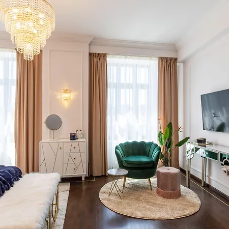 Old Town Luxury
