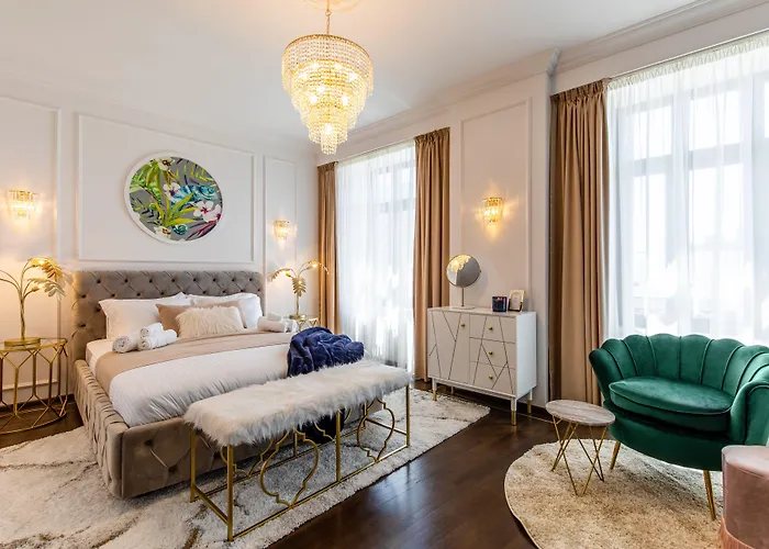 Old Town Luxury 2*