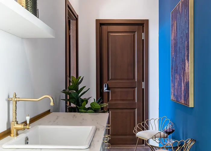 אורחן Old Town Luxury